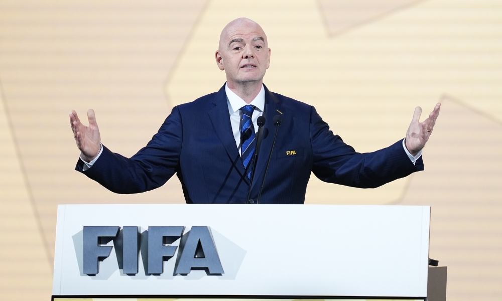 不仅锁定了 不仅锁定了